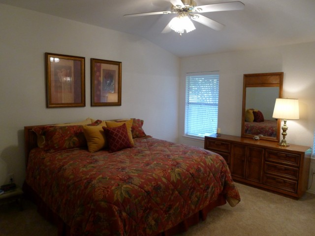 9336 Bernoulli -large picture - master bedroom