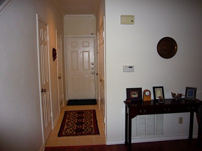 2408 Enfield #206  entry